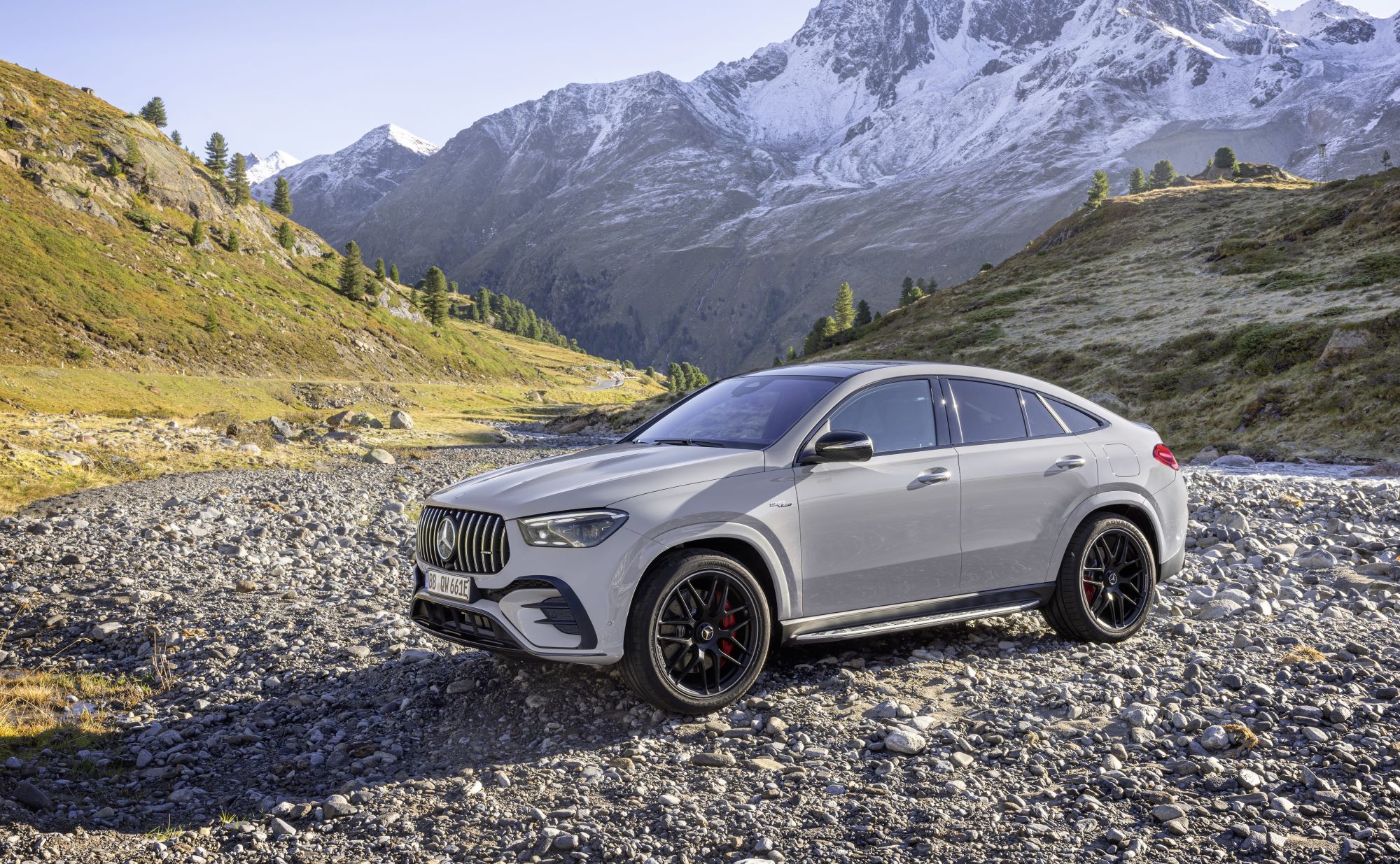 5 плагин-гибридных кроссоверов, которые реально экономят топливо